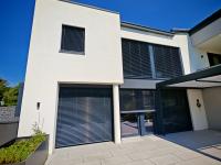 Neubau Wohnhaus Gera seitlich fotografiert